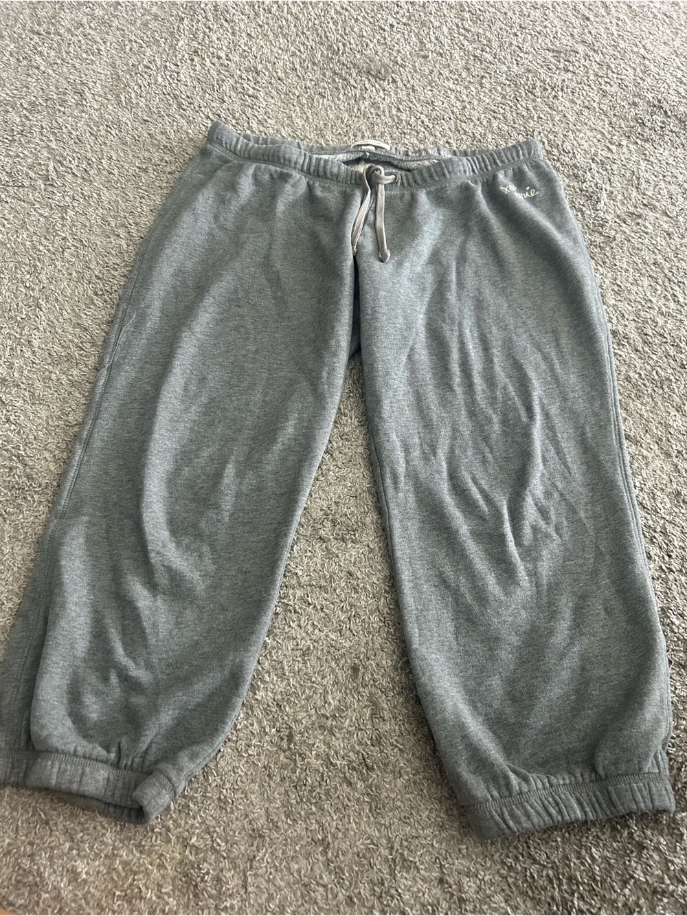 Grey Aerie Sweat Capris with Drawstring
